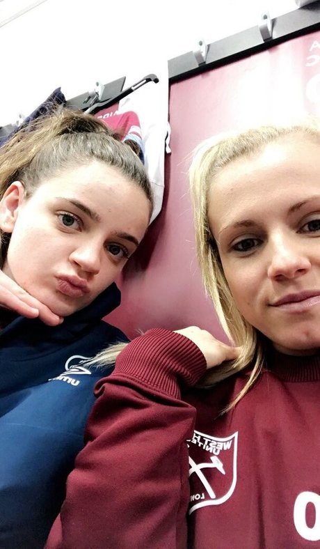 Julia Simic perfect pornstar photos