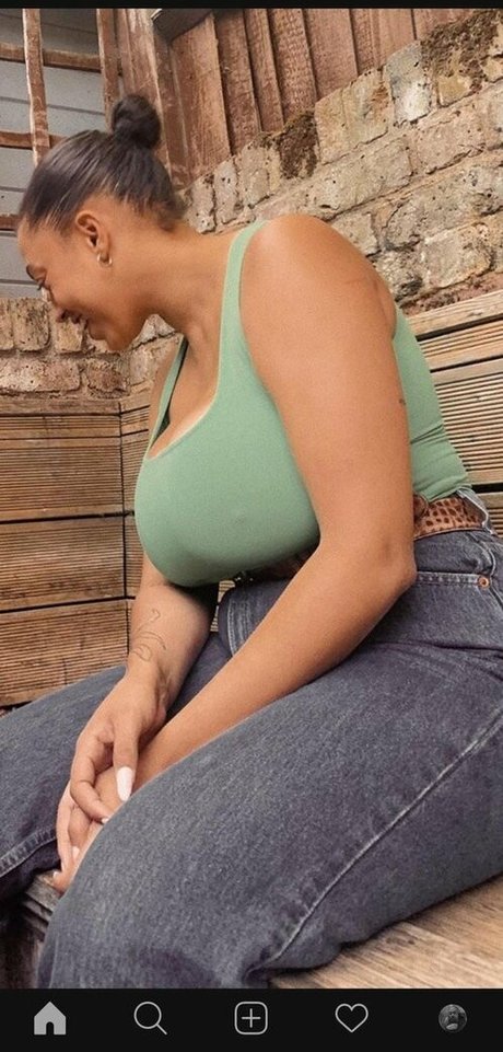 Mahalia Burkmar pornstar sex photo