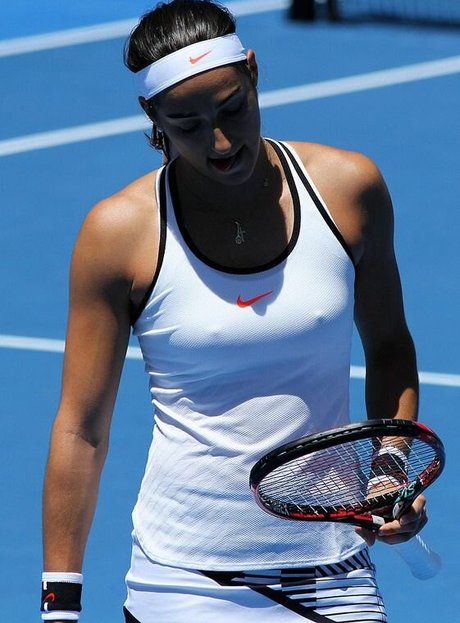 Caroline Garcia hd model gallery