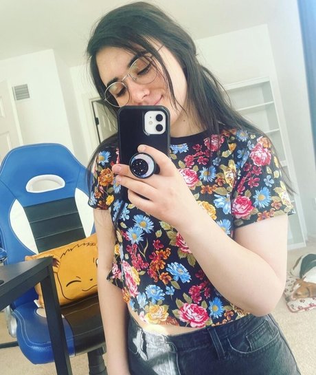 black curvy onlyfans free nude gallery