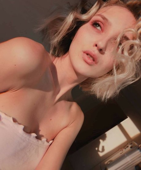 Xxlika nice pornstar pic