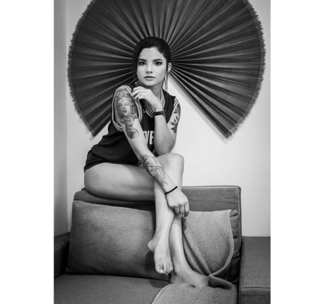 Jessie Cardim model nudes gallery