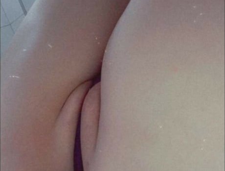 LiLi Rem02 pornstar top pic