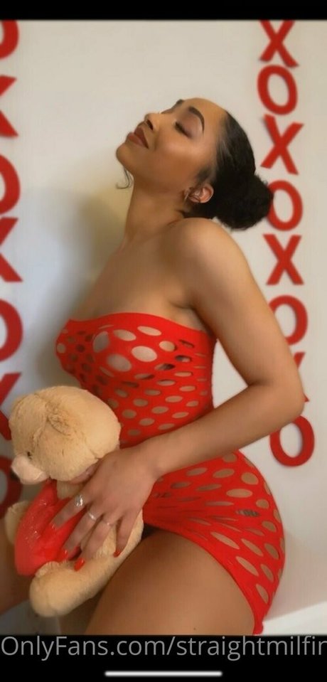 Straightmilfin pornstar hot pics