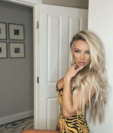 busty mom onlyfans hot sex img