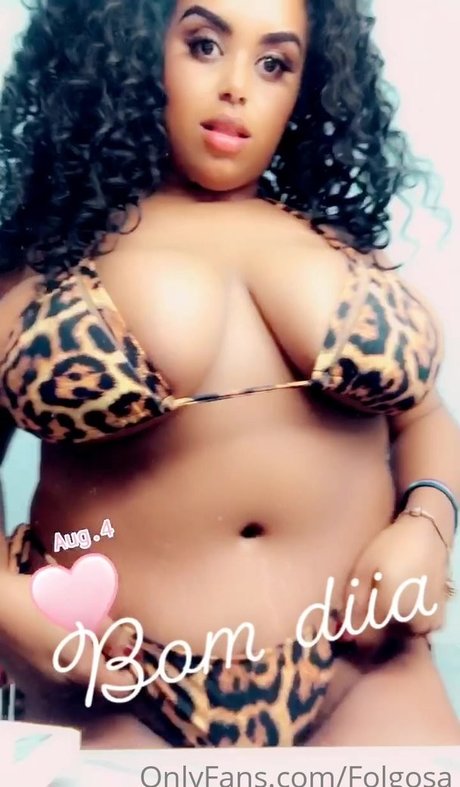 Folgosa exclusive model image