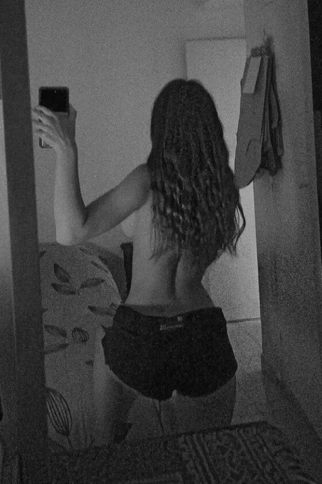 Flor Laneve perfect star pictures