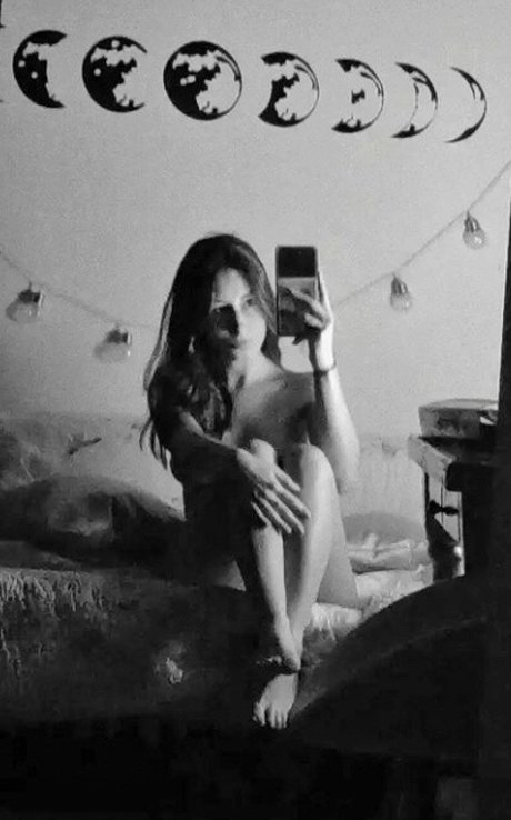 Flor Laneve pretty model images