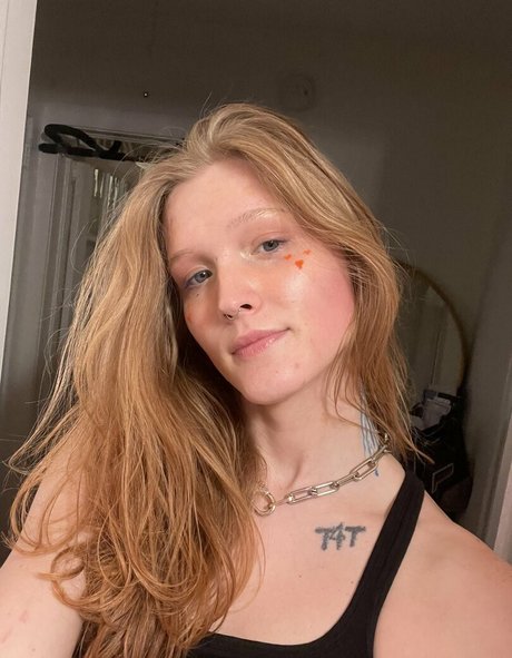 tslucyfir pornstar xxx pic