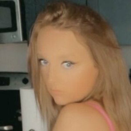 small onlyfans adult pictures