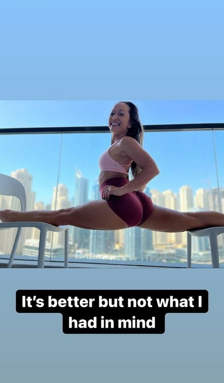 Kino MacGregor model perfect images