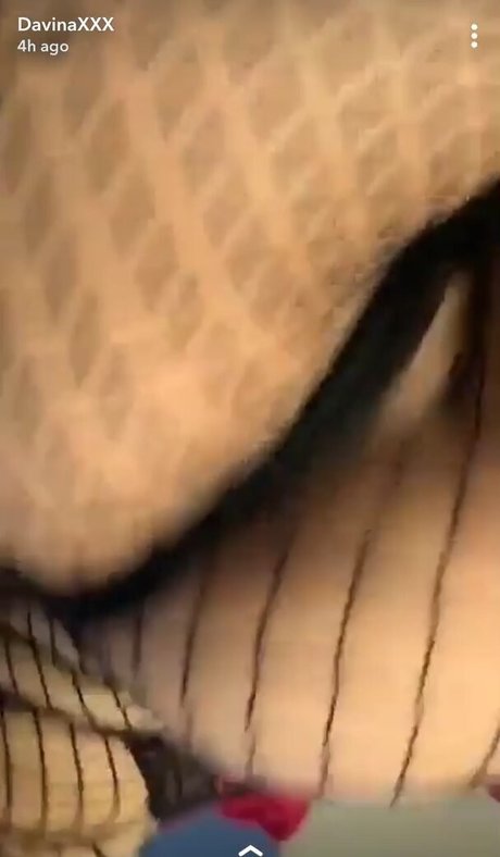 Davinaxx model pretty picture