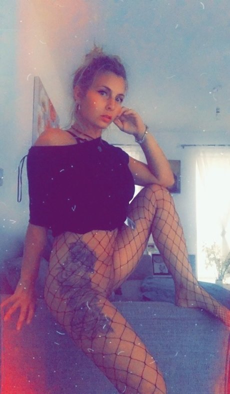 big tits young onlyfans sexy photos