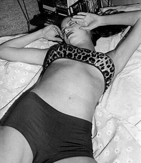 Shannon Elizabeth nudes star pictures