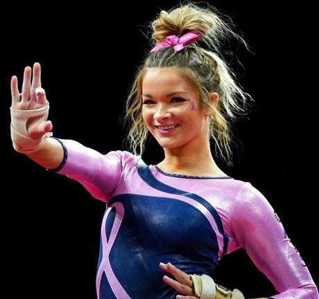 TheAugustAngelUofA star exclusive image