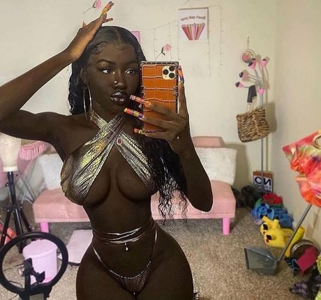 Cyn Kaine top model archive