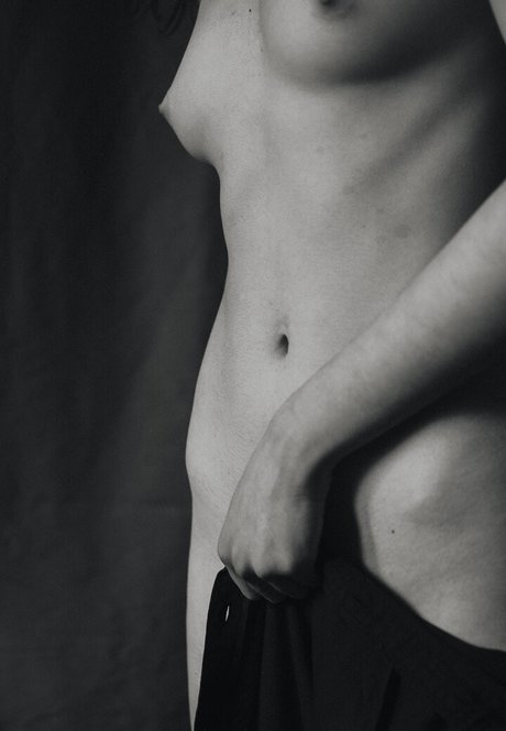 pregnant asian onlyfans art naked pictures