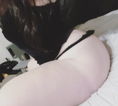 Crucifixkittie pornstar beautiful img