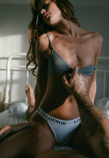 Hannah Peltier best model images