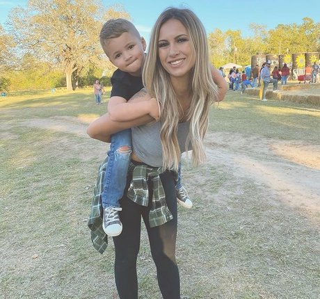 big tits young onlyfans beautiful naked gallery