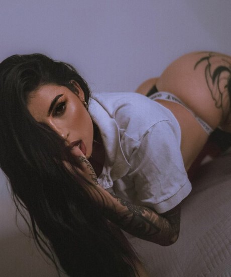 Alison Estrada erotic pornstar galleries