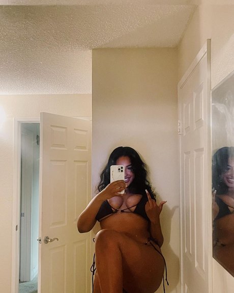 iLLi y top pornstar images