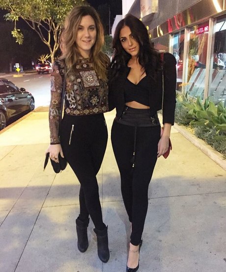 Cassie Scerbo beautiful model gallery