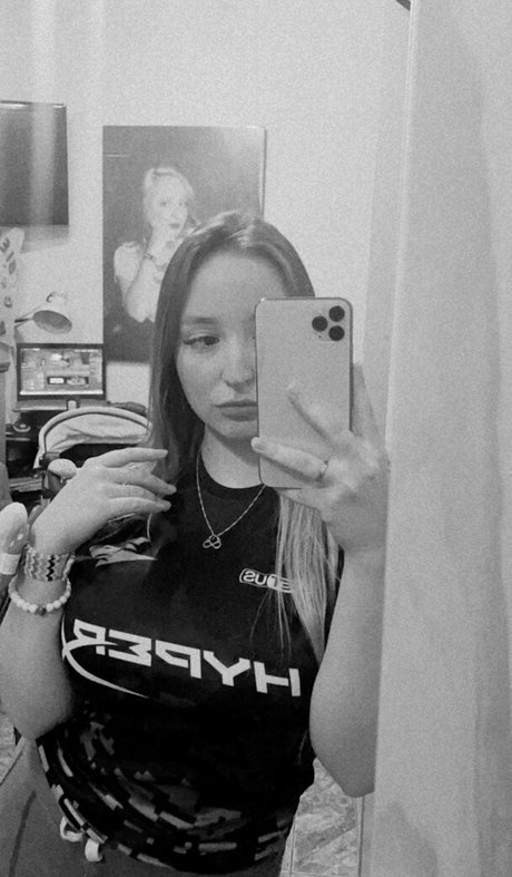 Bun1aca star adult picture