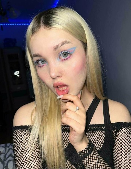 small onlyfans perfect pics