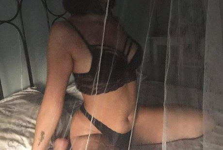 busty mom onlyfans hot nude archive