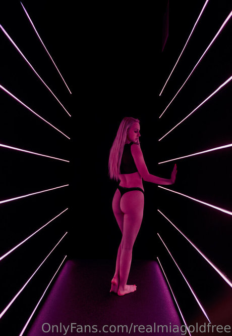 chicks with dicks onlyfans sexy archive