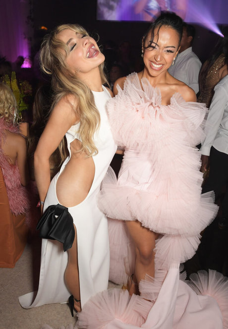 black hair onlyfans pornographic photos