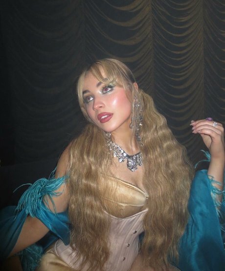 lips onlyfans xxx galleries