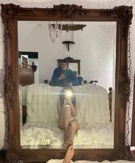 Charli XCX hd pornstar pics