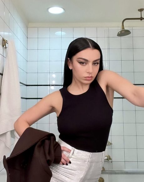 asian shemale onlyfans hot naked picture