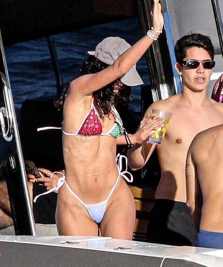 crossdresser onlyfans erotic img