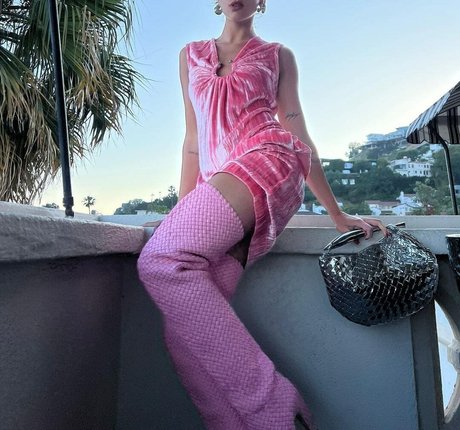 black hair onlyfans sexy nude pictures