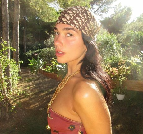 g cup tits onlyfans hot naked img