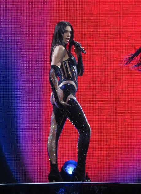 beautiful face onlyfans erotic pic