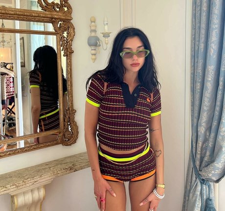 pregnant threesome onlyfans free photos