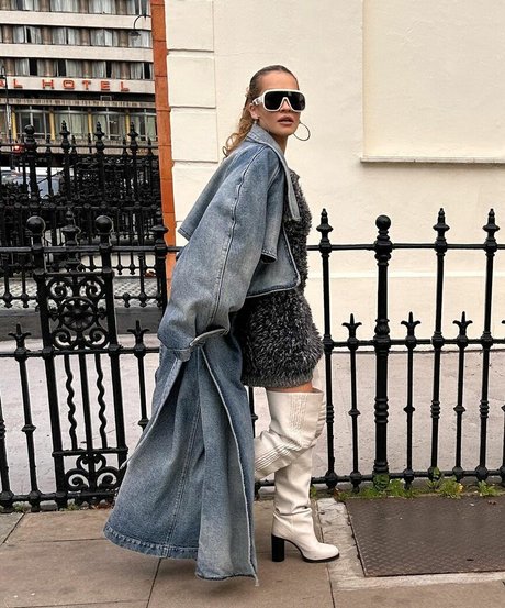 teen lingerie onlyfans porn picture