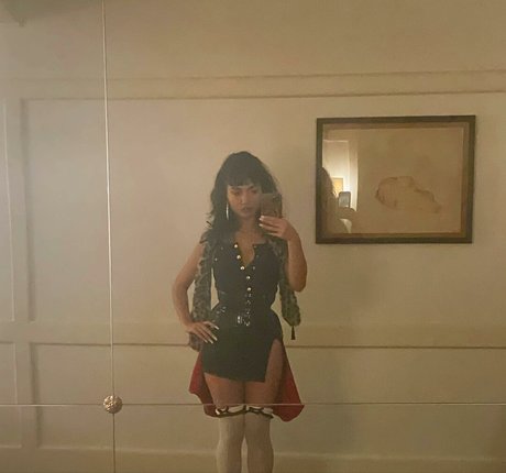 Rowan Blanchard nudes star pic