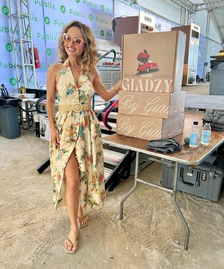 tight pussy onlyfans xxx archive