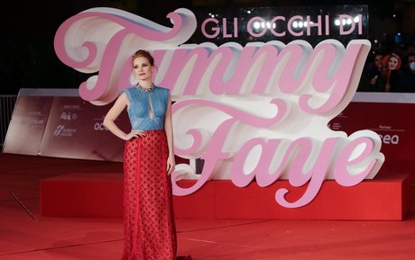 leather skirt onlyfans erotic pics