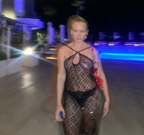 blonde trans onlyfans beautiful pictures