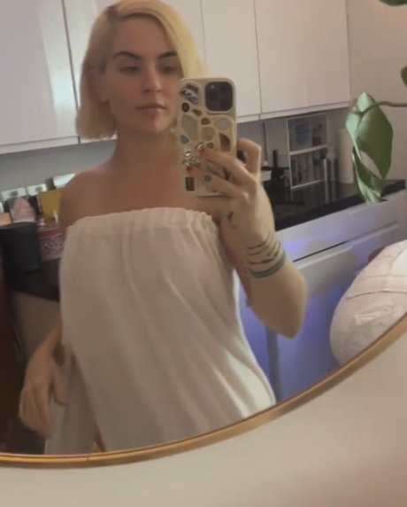 celebrity male onlyfans pretty gallery