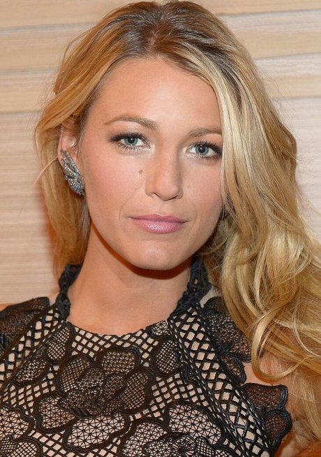 blowjob brunette onlyfans top photo