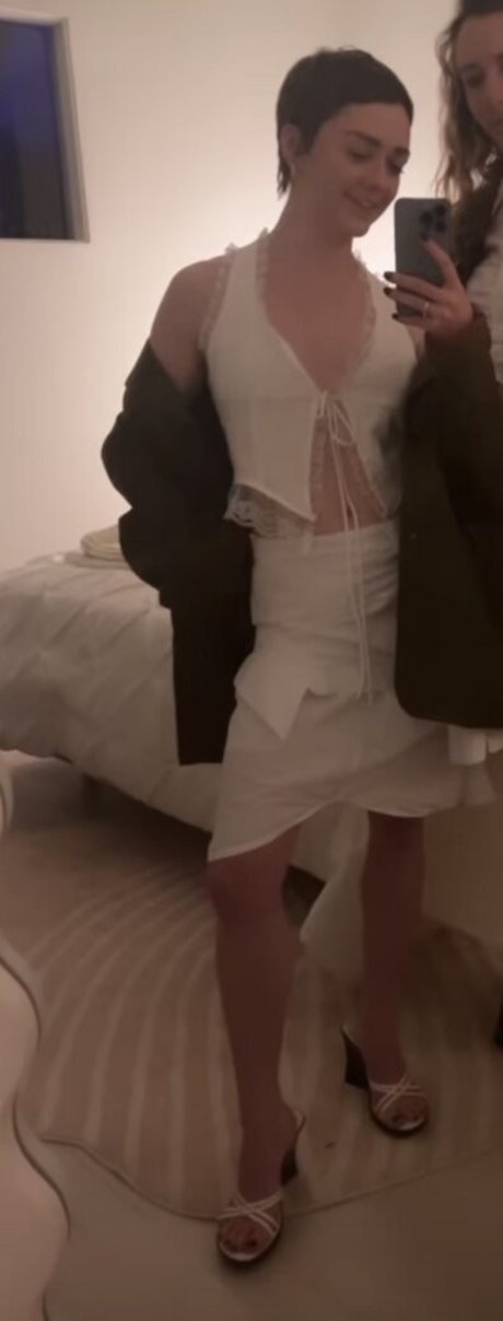 Maisie Williams top pornstar gallery