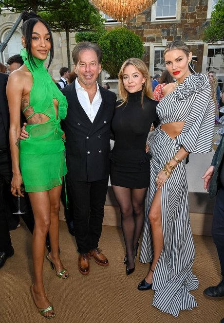 eating onlyfans perfect pics