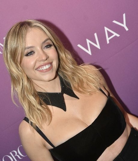 Sydney Sweeney beautiful model pictures